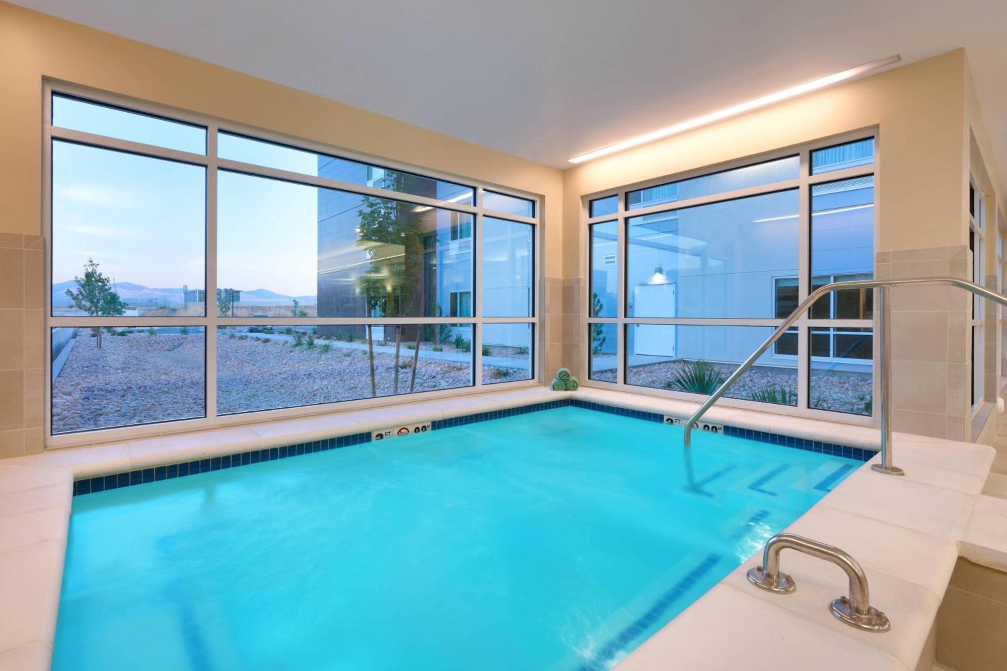Towneplace Suites By Marriott Salt Lake City Draper Exterior foto